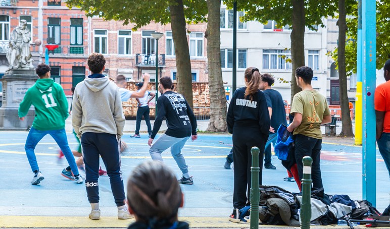 Les équipements sportifs libre d’accès dans l’espace public bruxellois : un utilisateur sur 5 est une utilisatrice