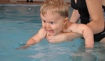 Sports aquatiques - Bébé nageur 